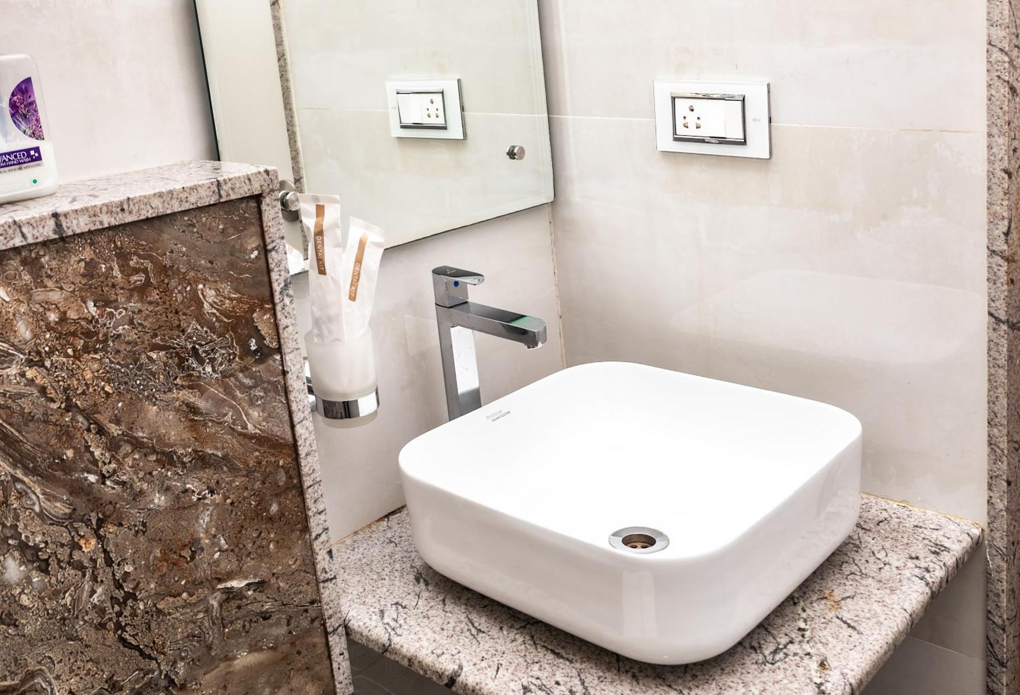 Hotel Stay Inn Μπανγκαλόρ Εξωτερικό φωτογραφία